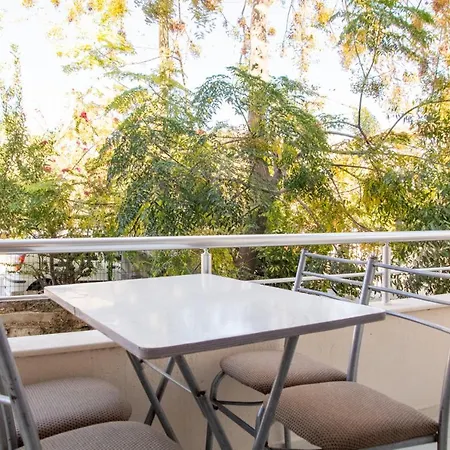 Lovely Flat With Balcony In Close To Sea *