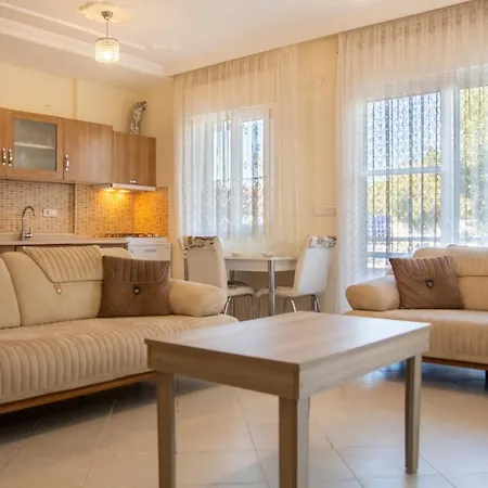 Lovely Flat With Balcony In Close To Sea * Çeşme