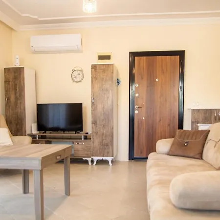 Lovely Flat With Balcony In Close To Sea *