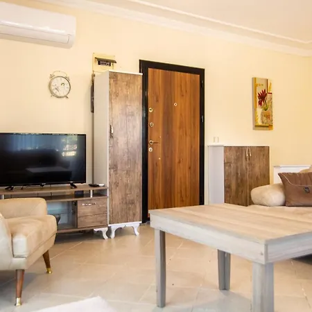 Lovely Flat With Balcony In Close To Sea